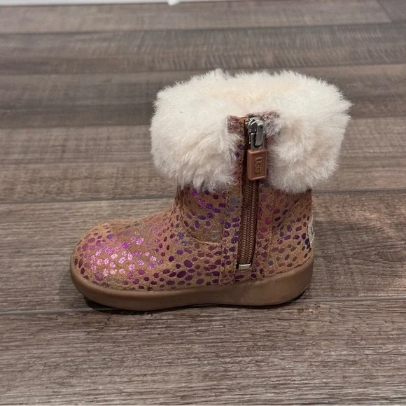 Ugg Jorie Spots Metallic Rainbow Shimmering Lined Sheepskin Boot Baby SZ 4/5 EUC - Picture 4 of 14
